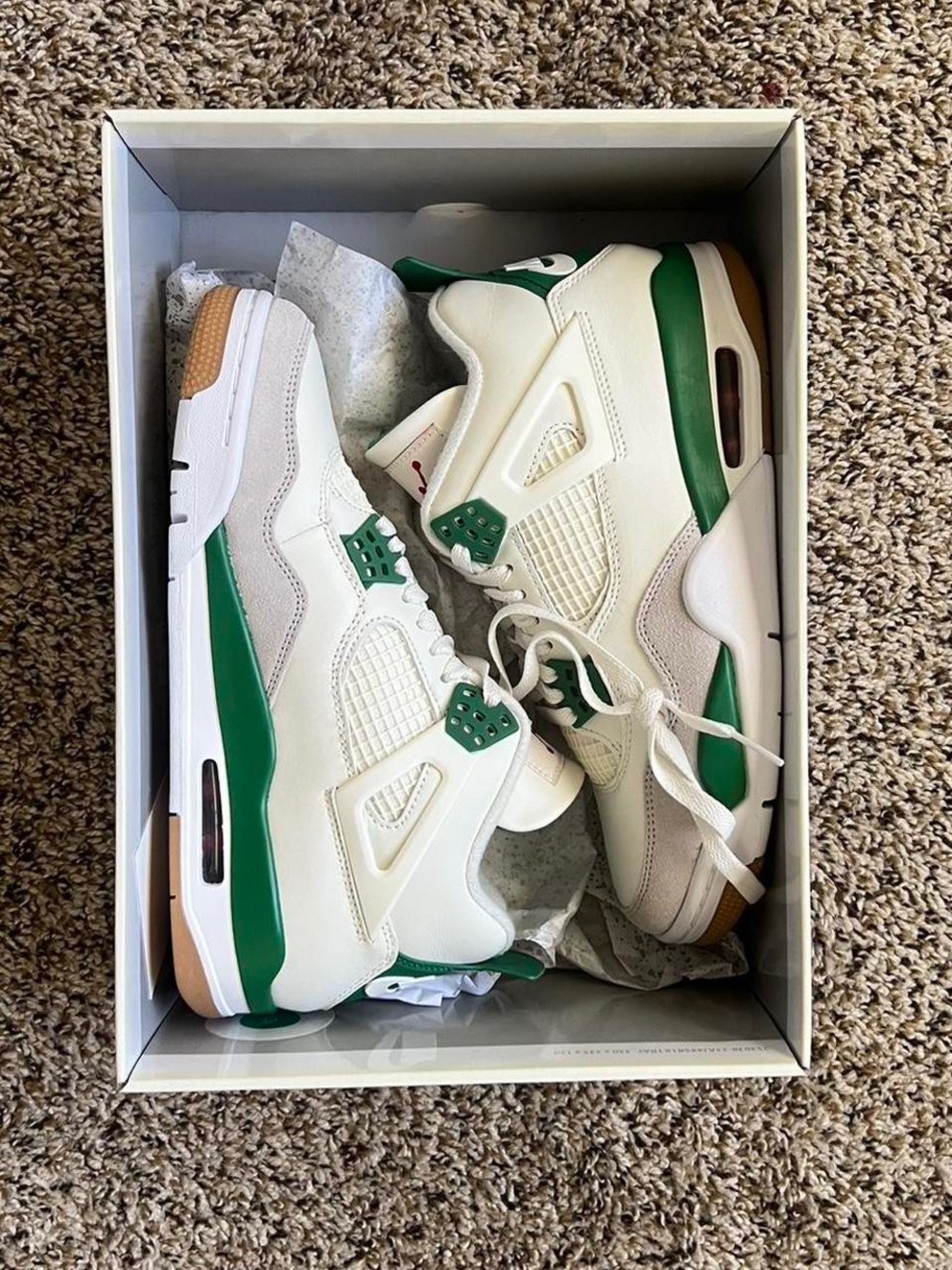 Nike SB x Jordan 4 Pine Green